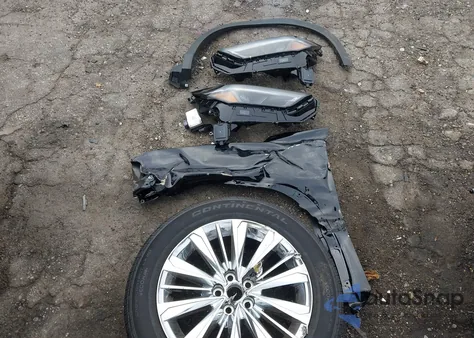 2025 Toyota Grand Highlander Platinum from USA, damaged, VIN 5TDAAAB59SS102736